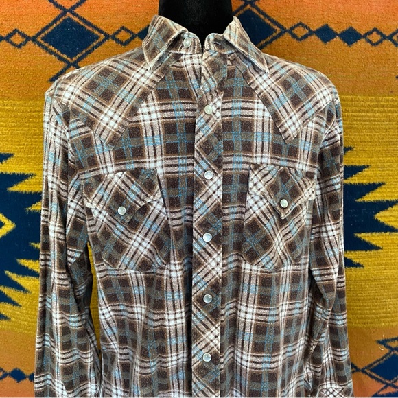 Vintage JC Penney Pearl Snap Flannel button up shirt. Size 15.5-33. Pockets! - Picture 5 of 15